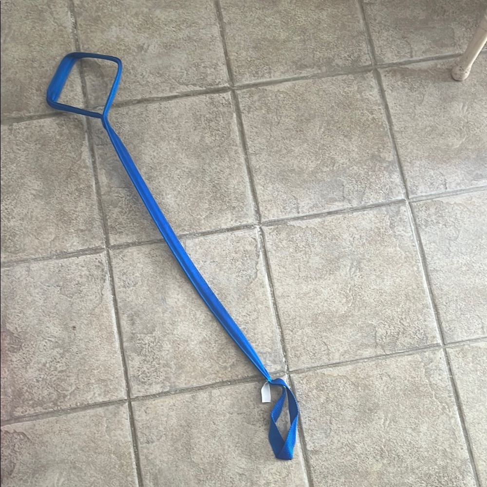 Aa8621 leg lifter rigid 41” nylon Patterson medical